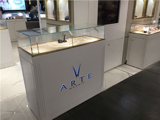 珠宝展柜
