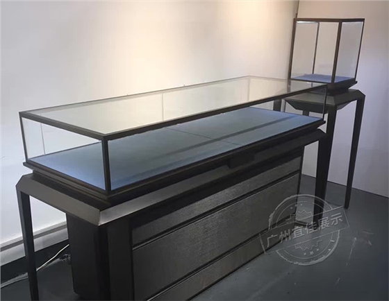 不锈钢展柜
