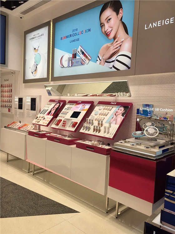 化妆品展柜