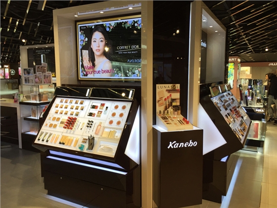 化妆品展柜