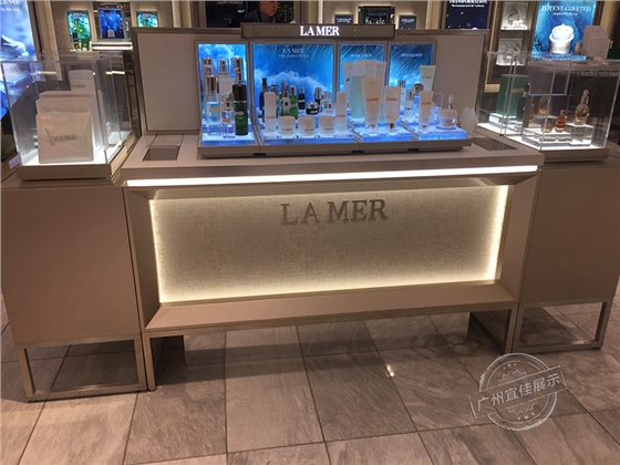 国际化妆品展柜