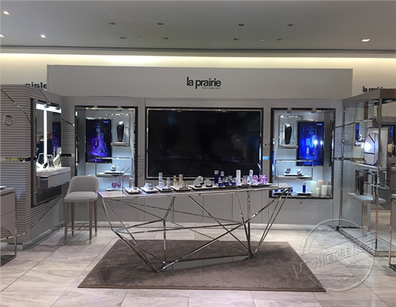 定做展示柜设计