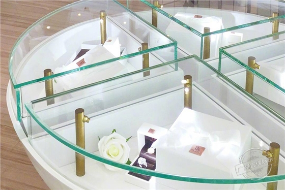 五指山珠宝展柜订制