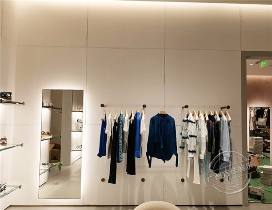 奢侈品展柜