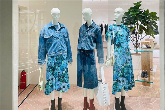 奢侈品展示柜