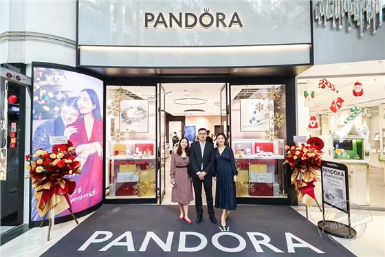 Pandora潘多拉 珠宝展柜
