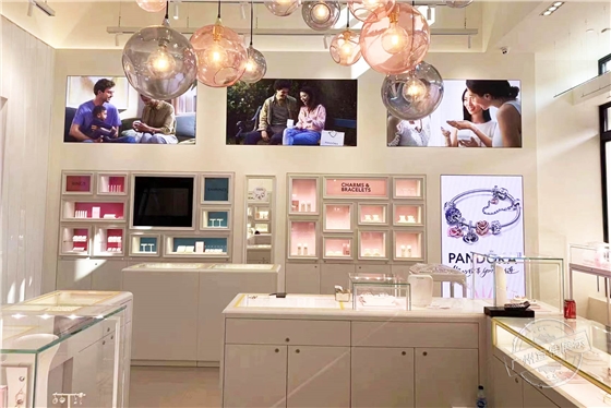 Pandora潘多拉 珠宝展柜