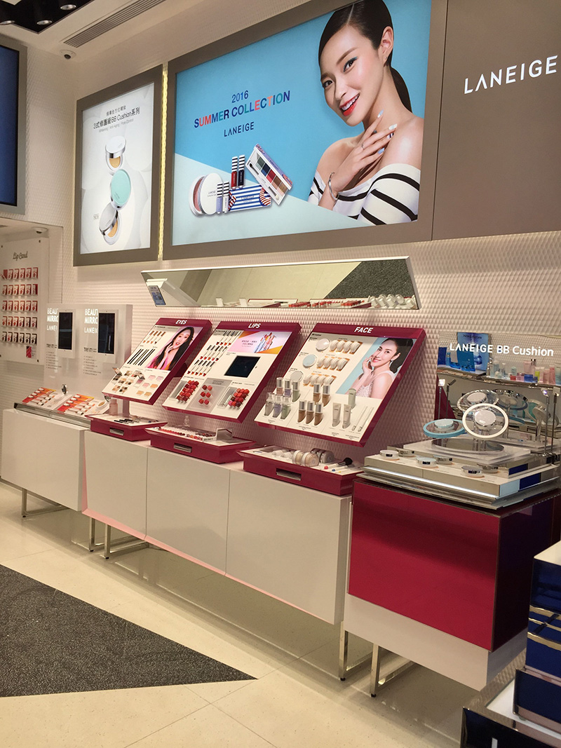 化妆品展柜