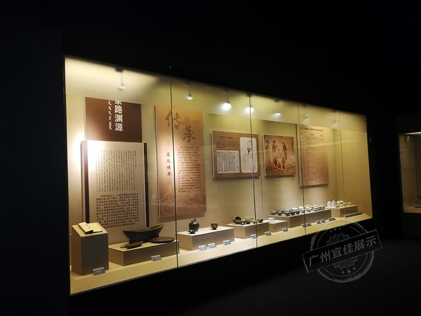 国家博物馆展柜