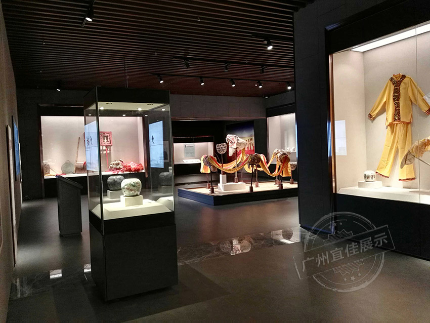 国家博物馆展柜