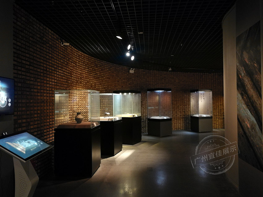 博物馆展柜定制
