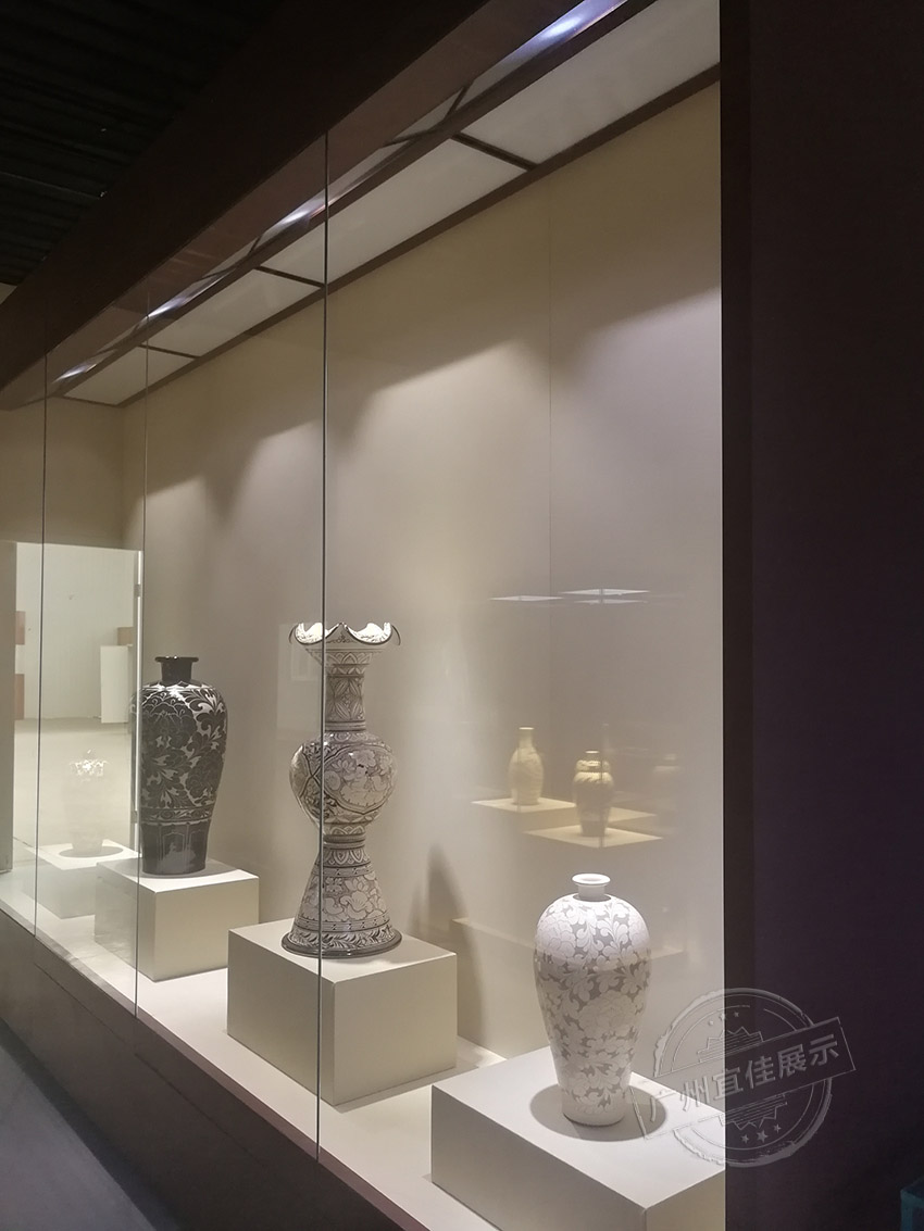博物馆展柜定制