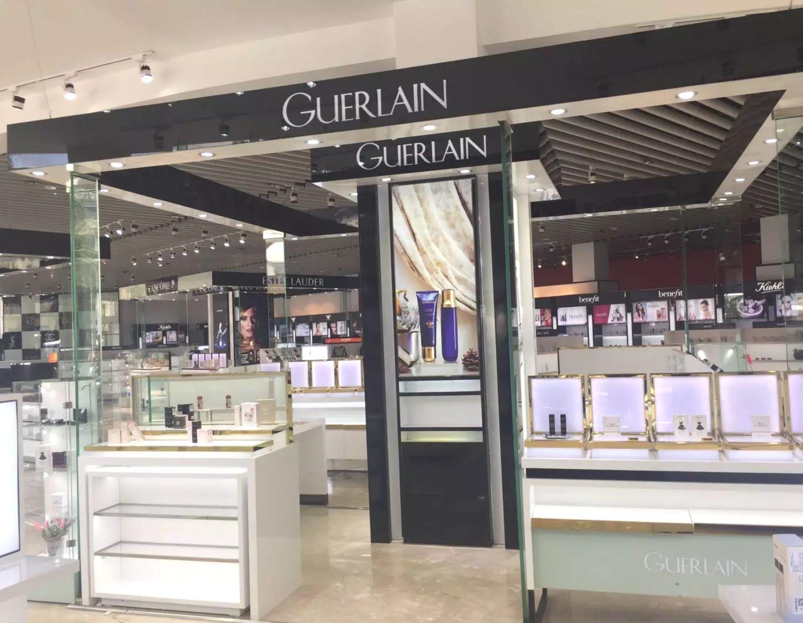 免税店展柜