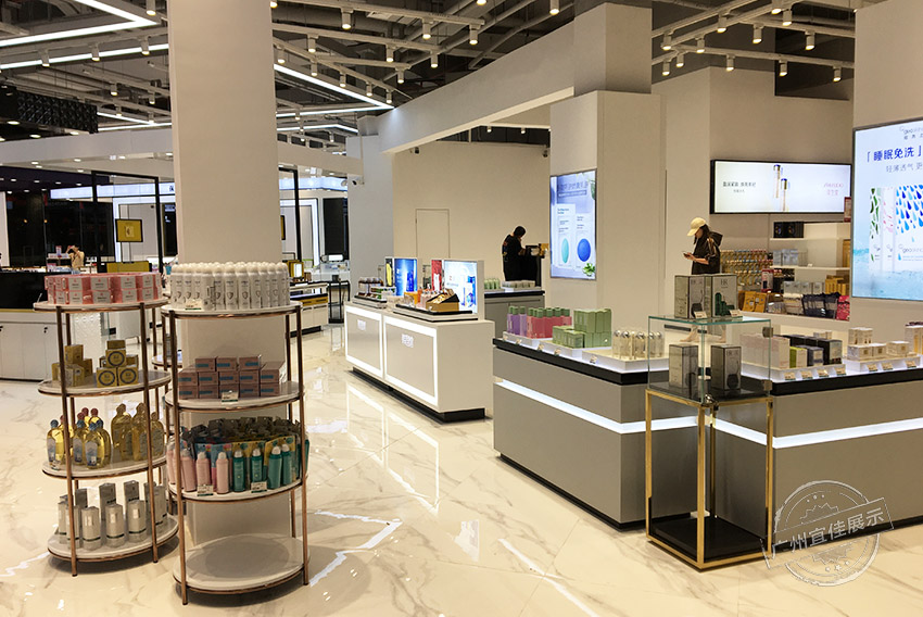 免税店化妆品展柜
