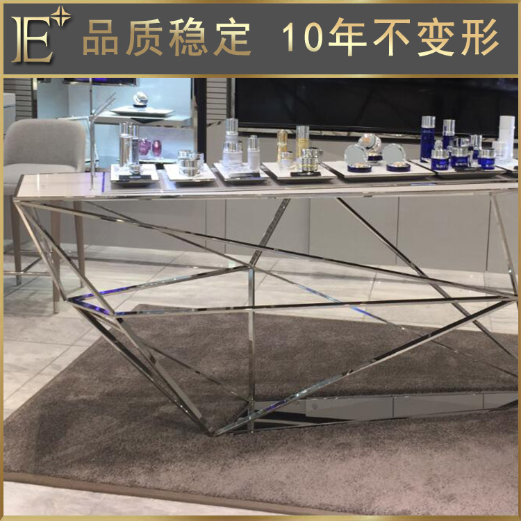 化妆品展柜设计