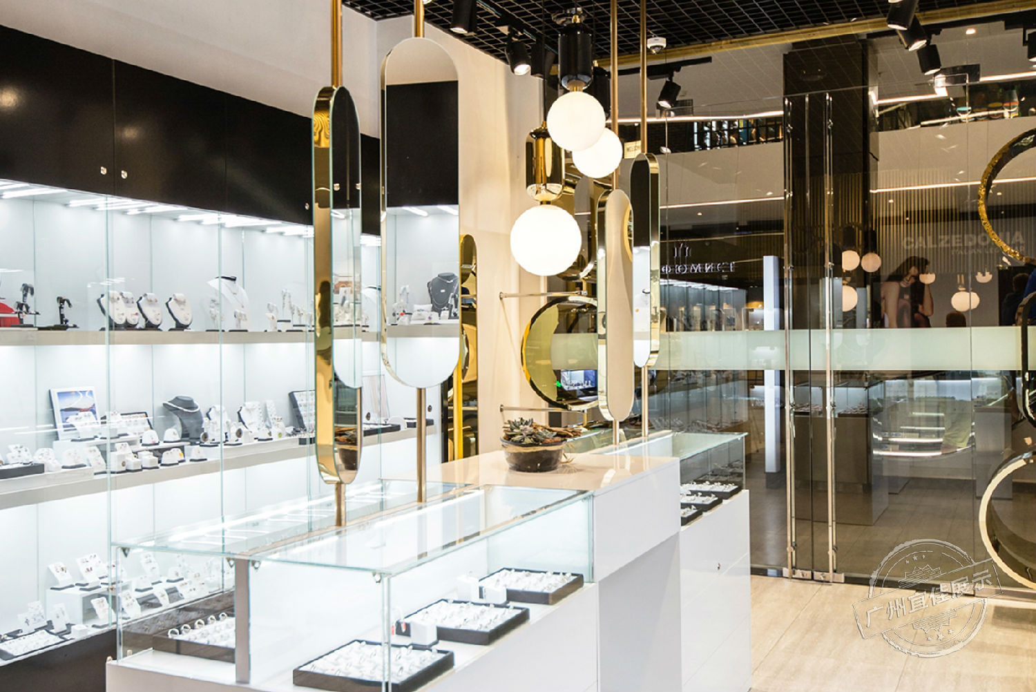 ORO 珠宝展柜