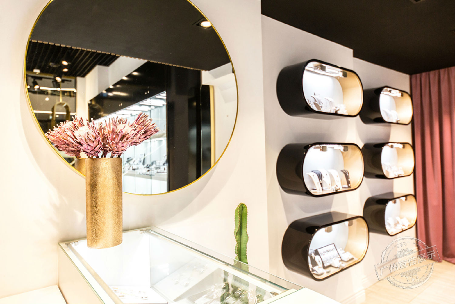 ORO 珠宝展柜
