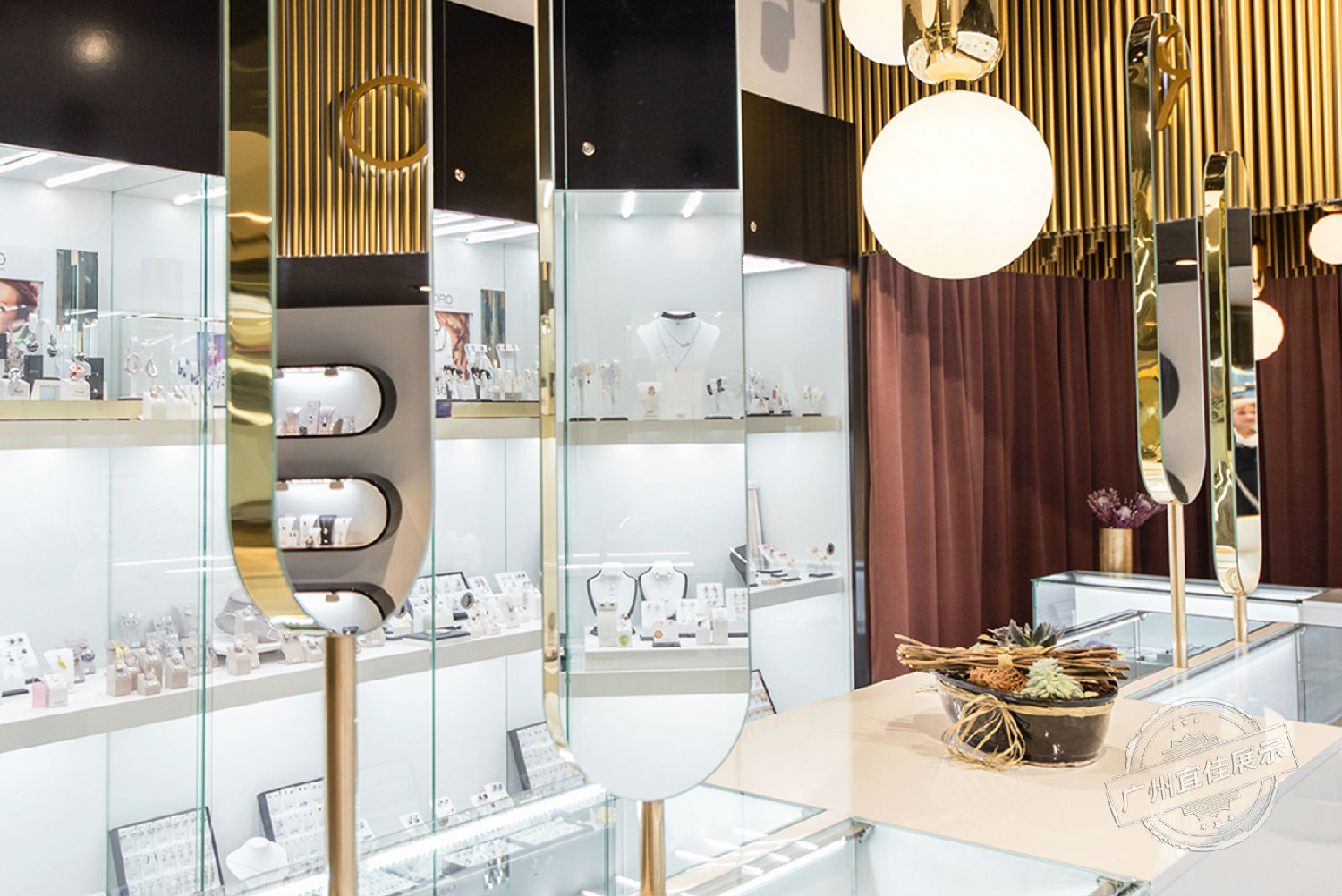 ORO 珠宝展柜