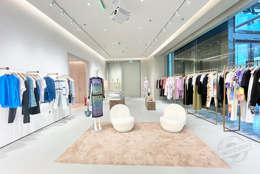 STELLA 奢侈品展柜（山西店）