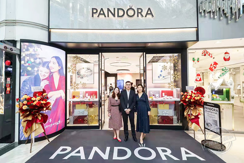 Pandora潘多拉 珠宝展柜