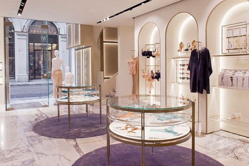 La Perla 服装展柜