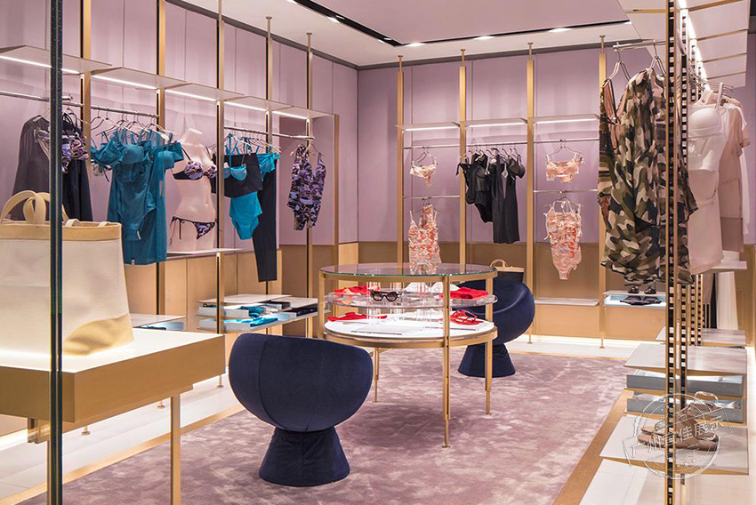 La Perla 服装展柜