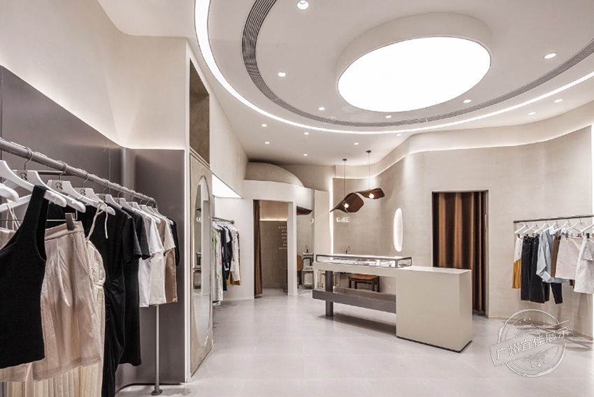 买手店R.JIE 服装展柜
