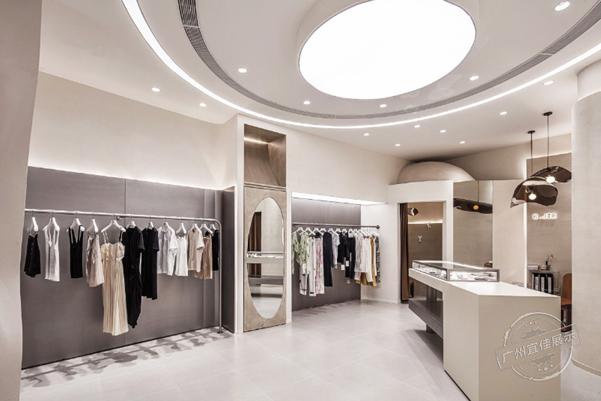 买手店R.JIE 服装展柜