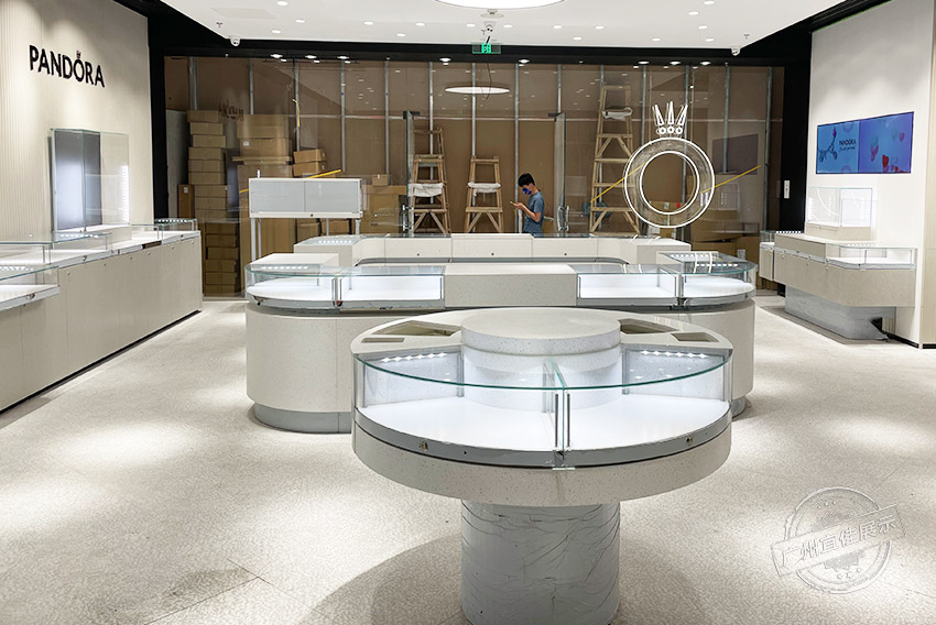 潘多拉PANDORA 珠宝展柜（厦门SM新生活广场店）