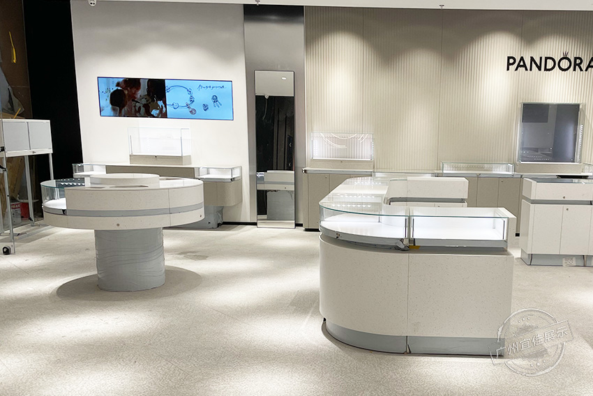潘多拉PANDORA 珠宝展柜（厦门SM新生活广场店）