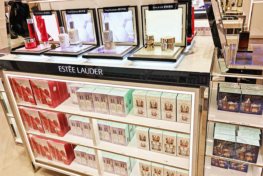 雅诗兰黛Estee Lauder 化妆品展柜