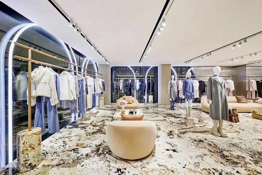 FENDI旗舰店 奢侈品展柜