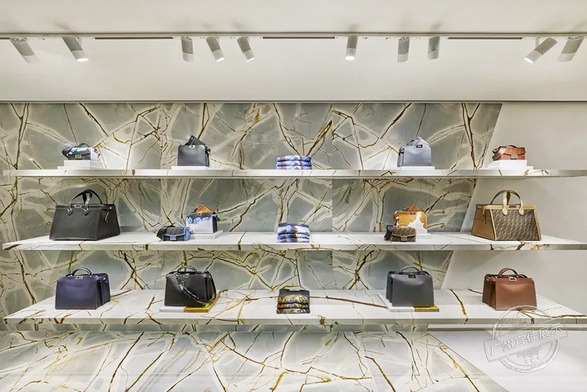 FENDI旗舰店 奢侈品展柜