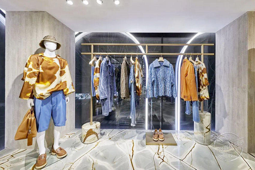 FENDI旗舰店 奢侈品展柜