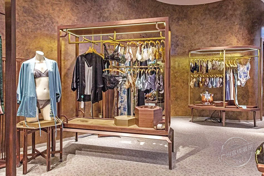 Atelier intimo精品店 服装展柜