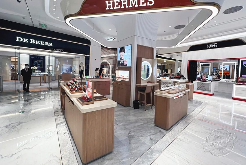 HERMES 香水中岛柜