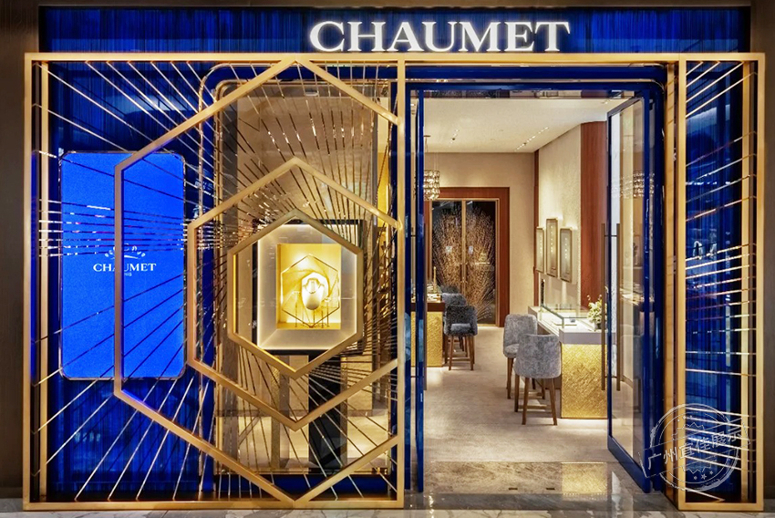 CHAUMET 珠宝展示柜