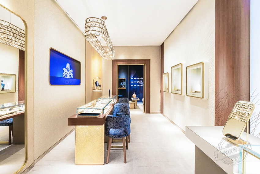 CHAUMET 珠宝展示柜