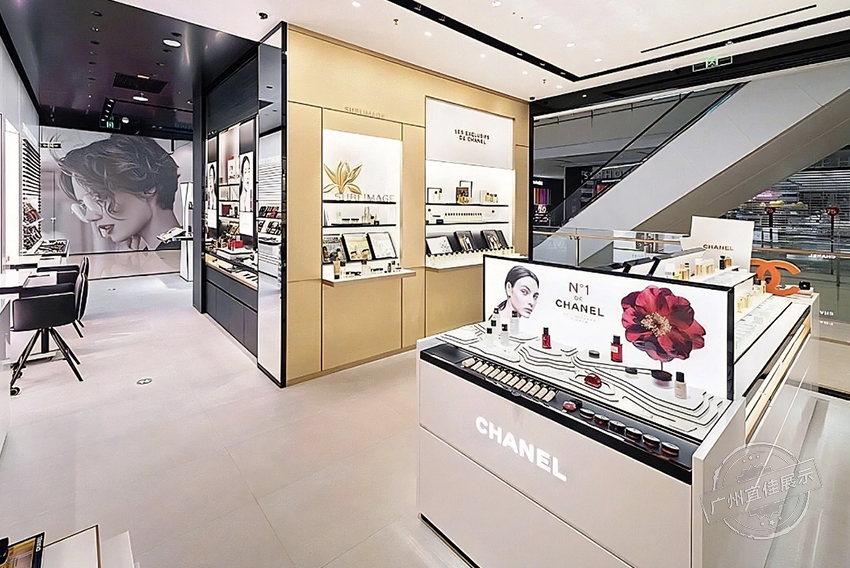 CHANEL香奈儿 高端化妆品展柜