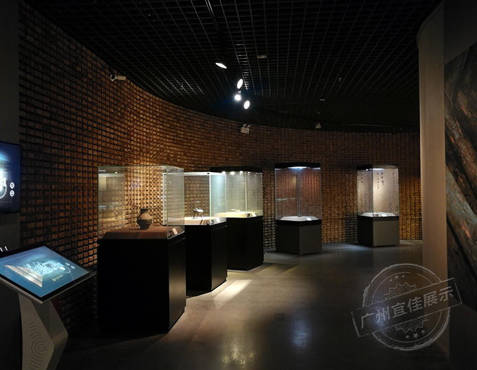 博物馆展柜定制